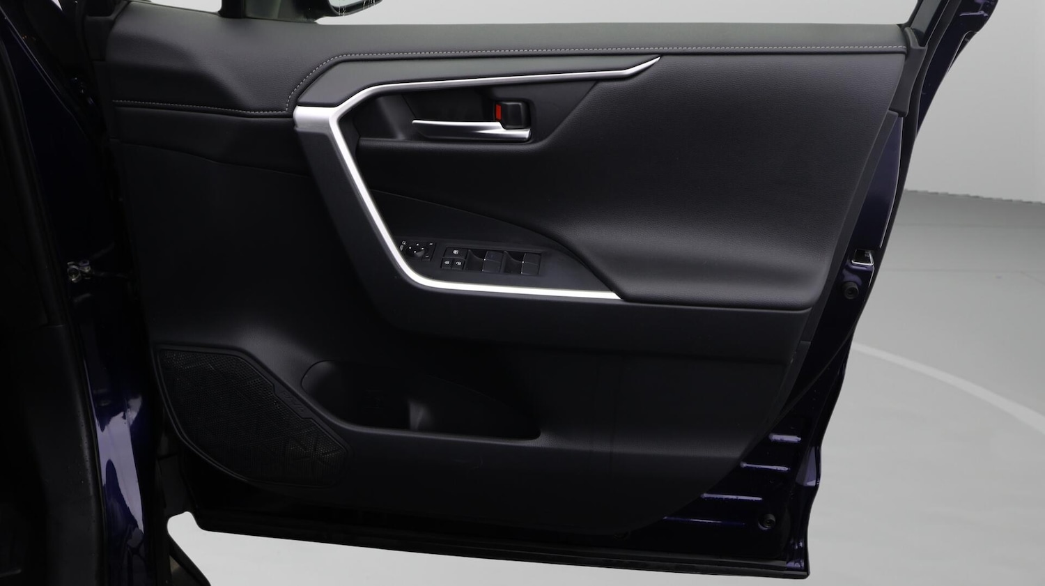 Used Toyota RAV4 2019 for sale - 76498883: Photo 16