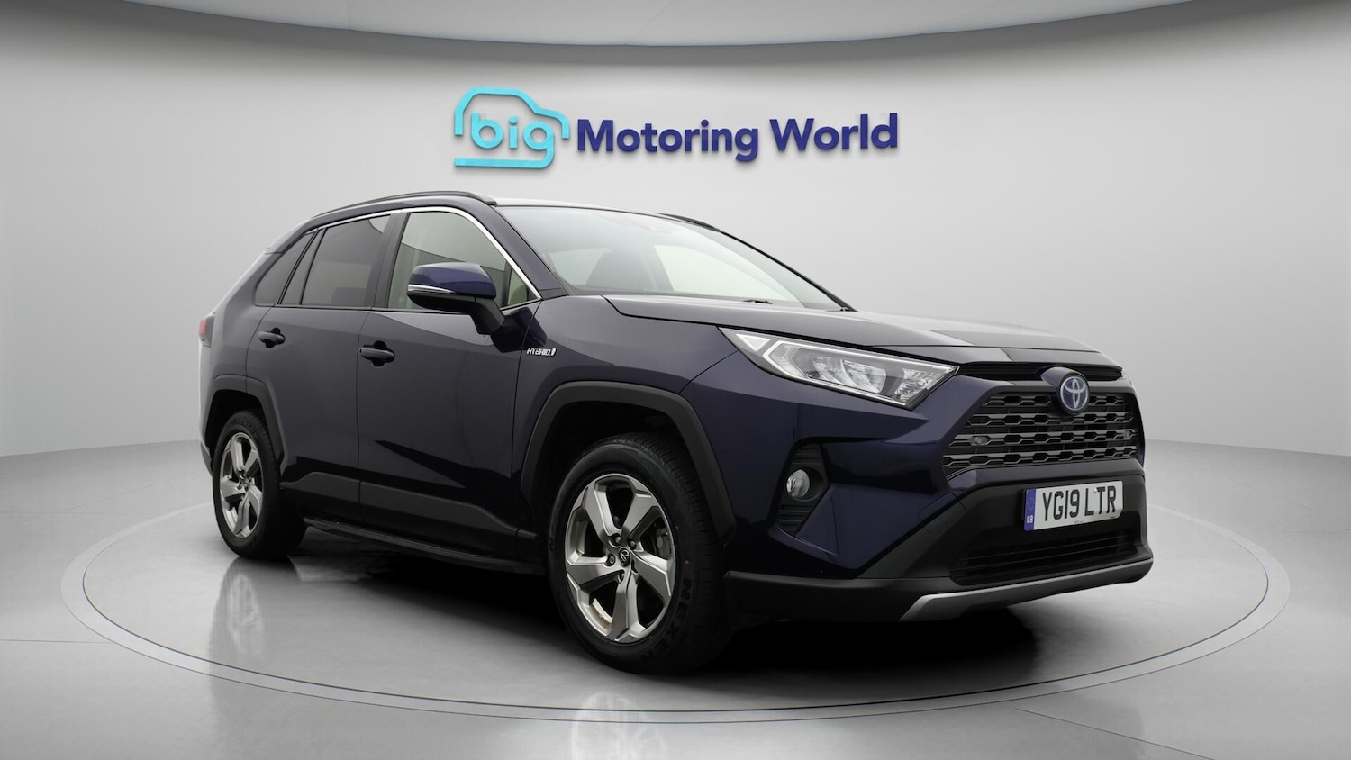 Used Toyota RAV4 2019 for sale - 76498883: Photo 2