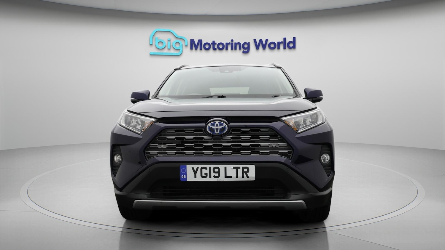Used Toyota RAV4 2019 for sale - 76498883: Photo 3