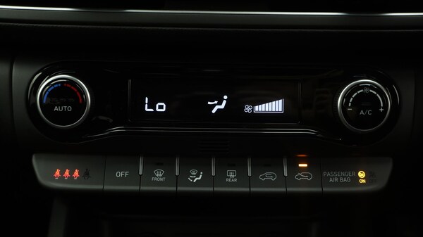 Used Hyundai KONA 2022 for sale - 76306170: Photo 13