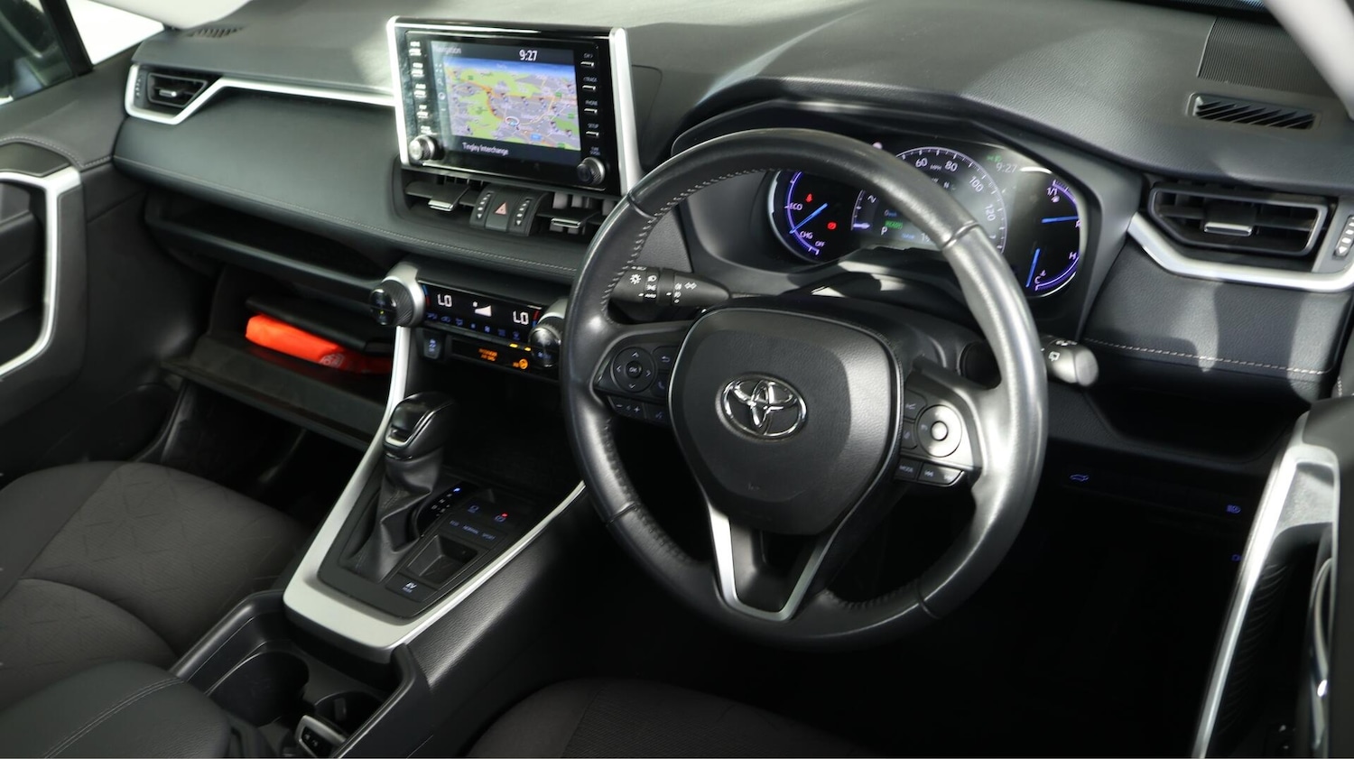 Used Toyota RAV4 2021 for sale - 76572460: Photo 10