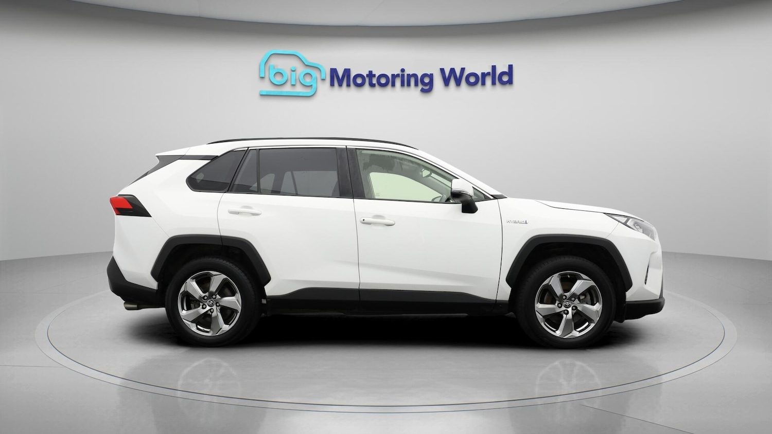 Used Toyota RAV4 2021 for sale - 76572460: Photo 9
