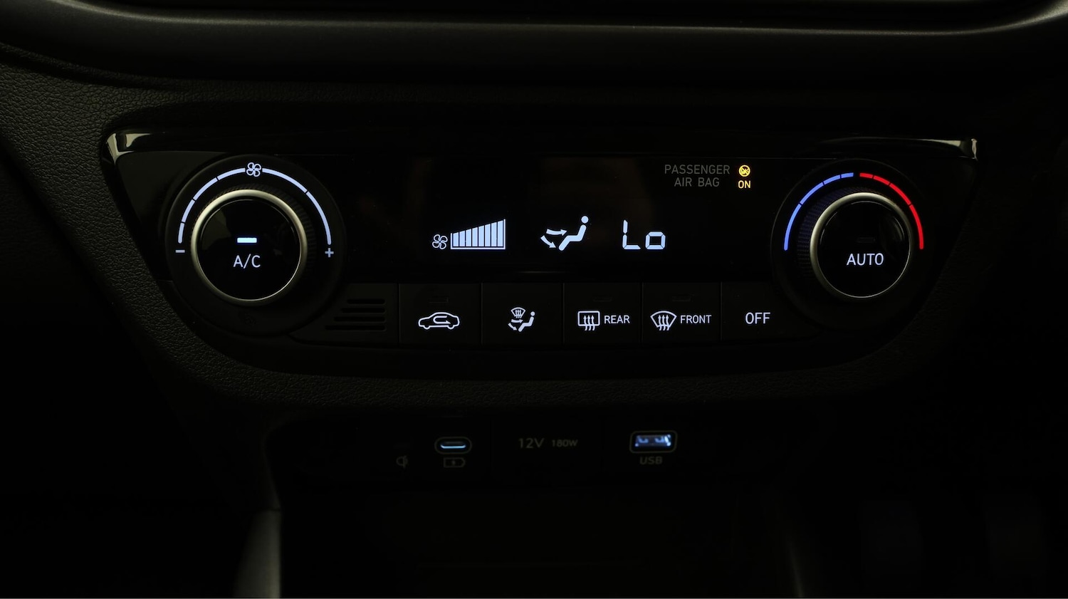 Used Hyundai i10 2024 for sale - 76031379: Photo 13