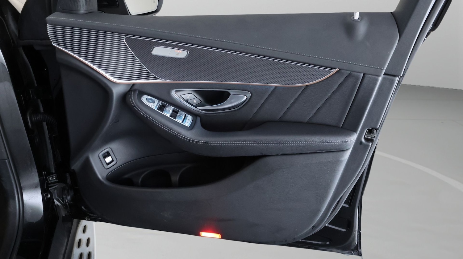 Used Mercedes-Benz EQC 2022 for sale - 77461616: Photo 14