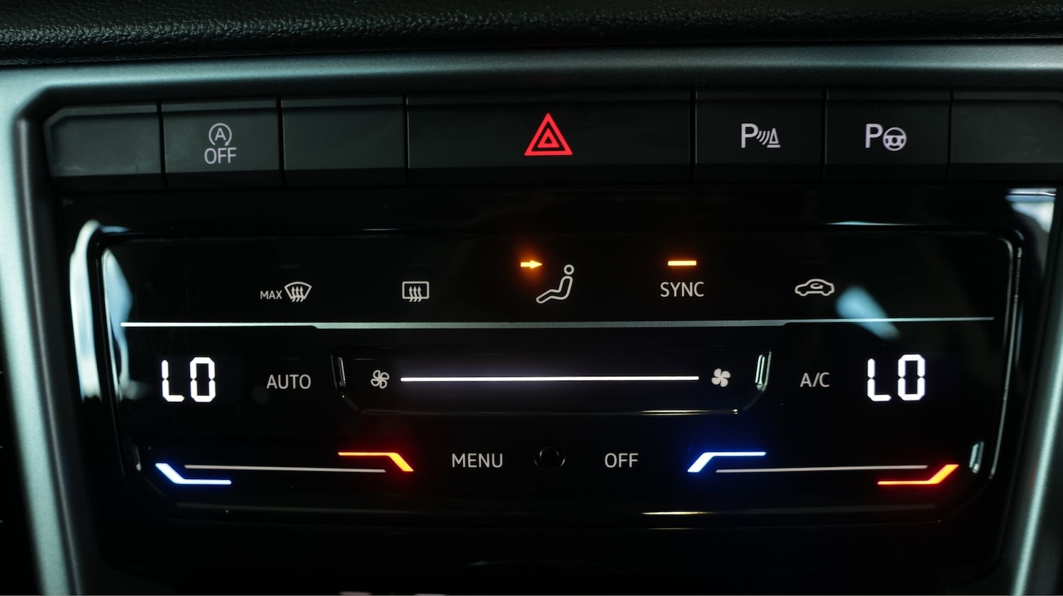 Used Volkswagen T-Roc 2023 for sale - 78202201: Photo 12