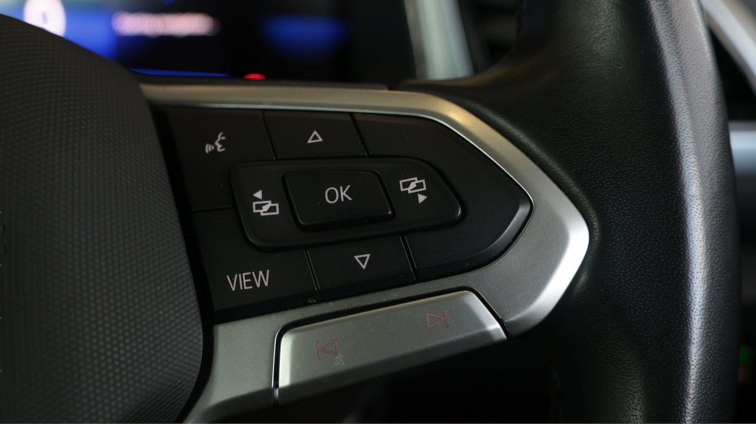 Used Volkswagen T-Roc 2023 for sale - 78202201: Photo 21