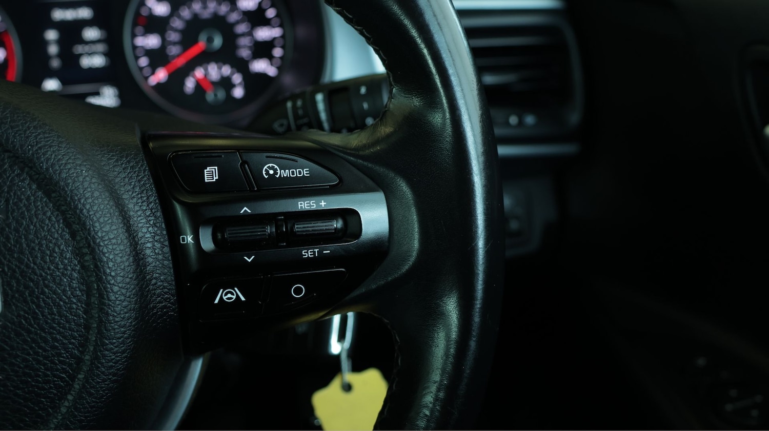 Used Kia Stonic 2023 for sale - 78039529: Photo 23