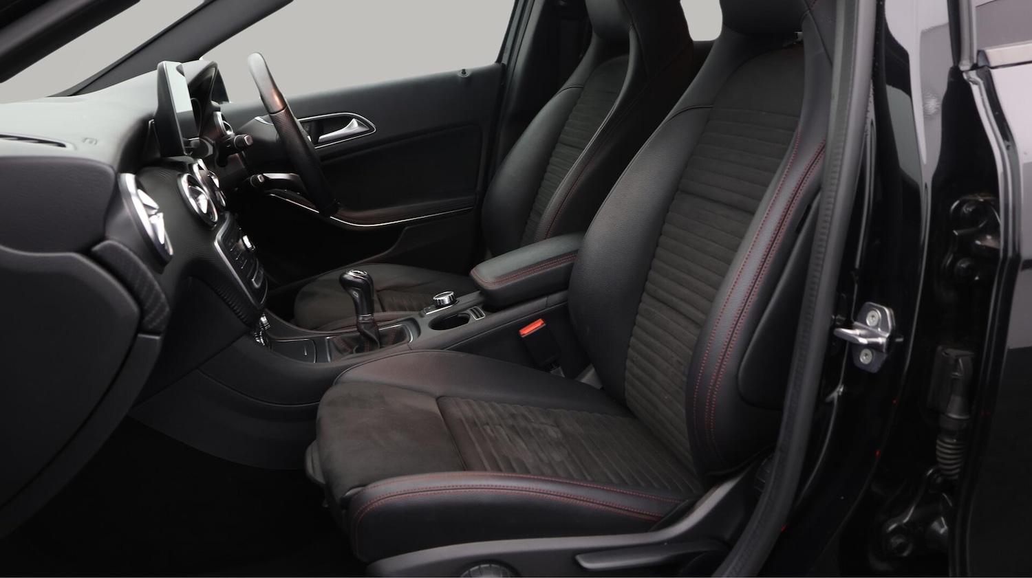 Used Mercedes-Benz A-Class for sale - 76752378: Photo 15