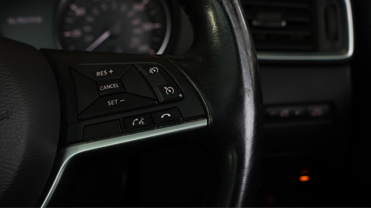 Used Nissan Qashqai 2018 for sale - 76485192: Photo 24