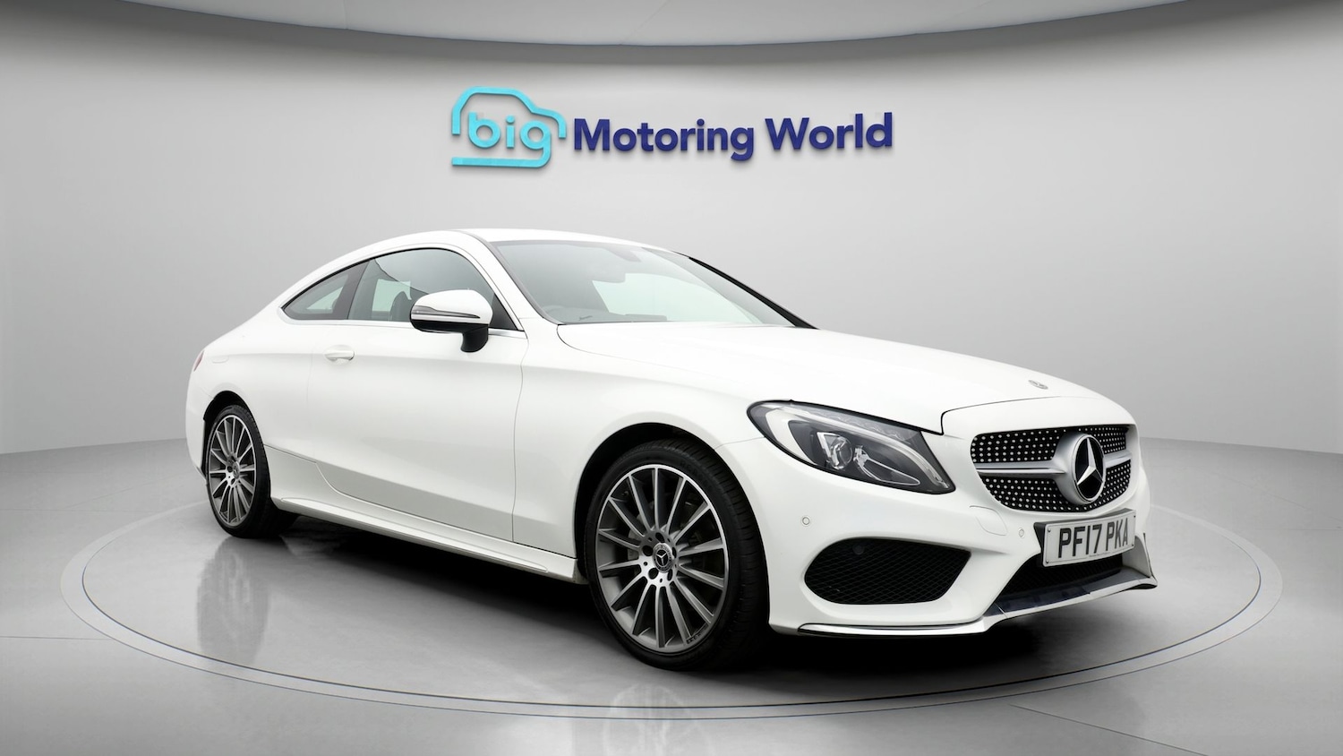 Used Mercedes-Benz C Class 2017 for sale - 77352130: Photo 1