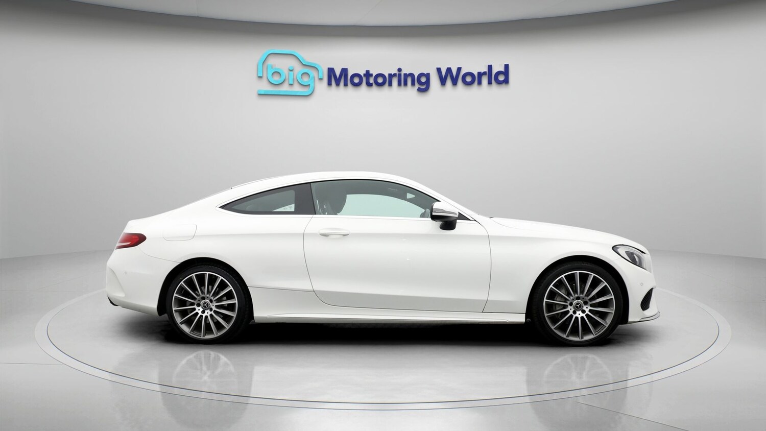 Used Mercedes-Benz C Class 2017 for sale - 77352130: Photo 8