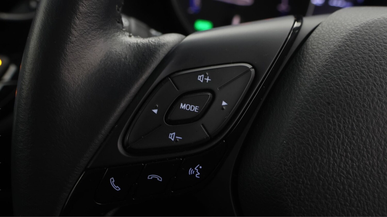 Used Toyota C-HR 2022 for sale - 77206305: Photo 23