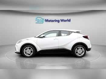Used Toyota C-HR 2022 for sale - 77206305: Photo
