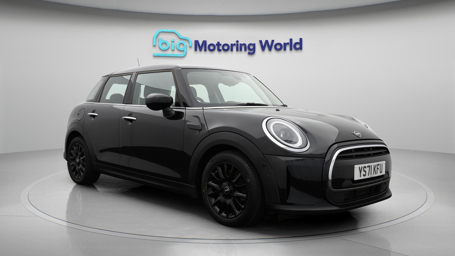 Used MINI Hatch 2021 for sale - 76399037: Photo 2