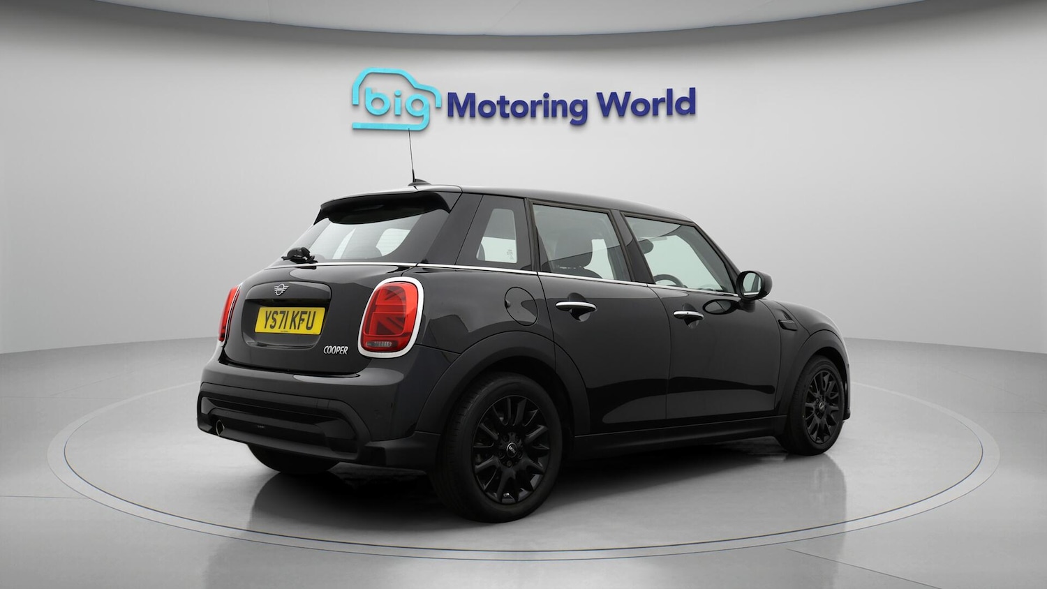 Used MINI Hatch 2021 for sale - 76399037: Photo 8