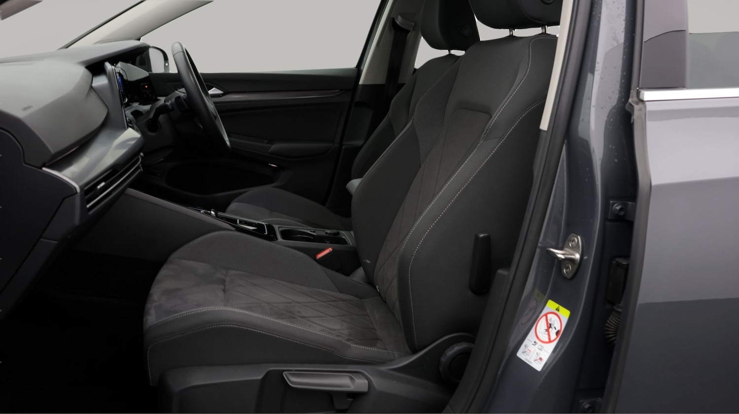 Used Volkswagen Golf 2023 for sale - 77622797: Photo 14