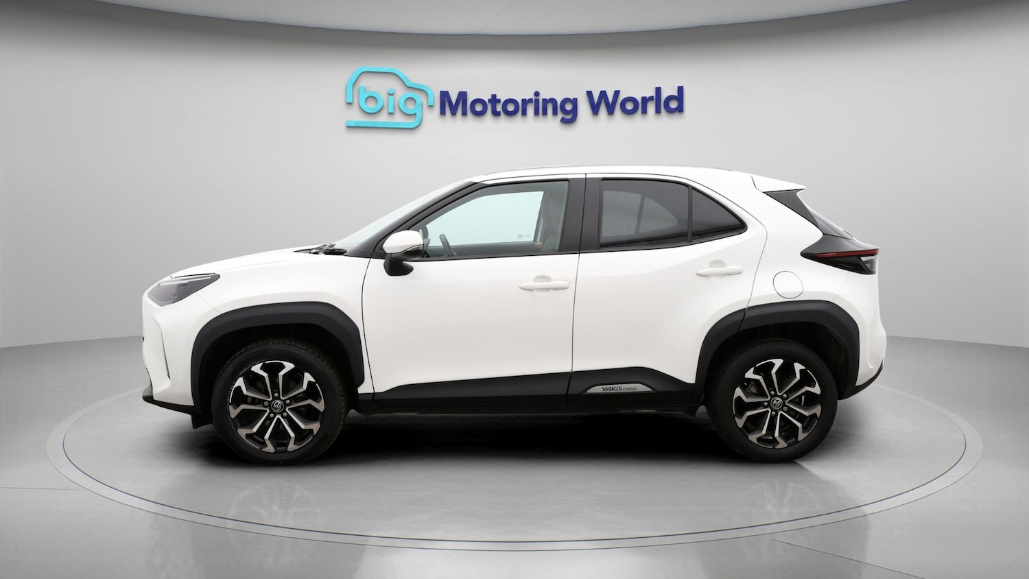 Used Toyota Yaris Cross 2022 for sale - 77716267: Photo 4