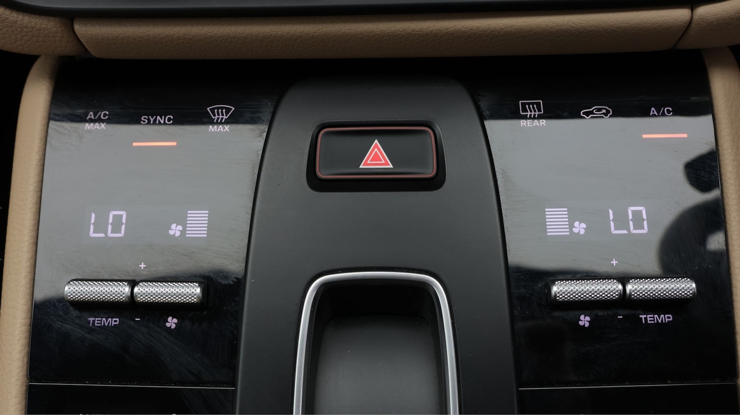 Used Porsche Macan 2023 for sale - 77891719: Photo 12