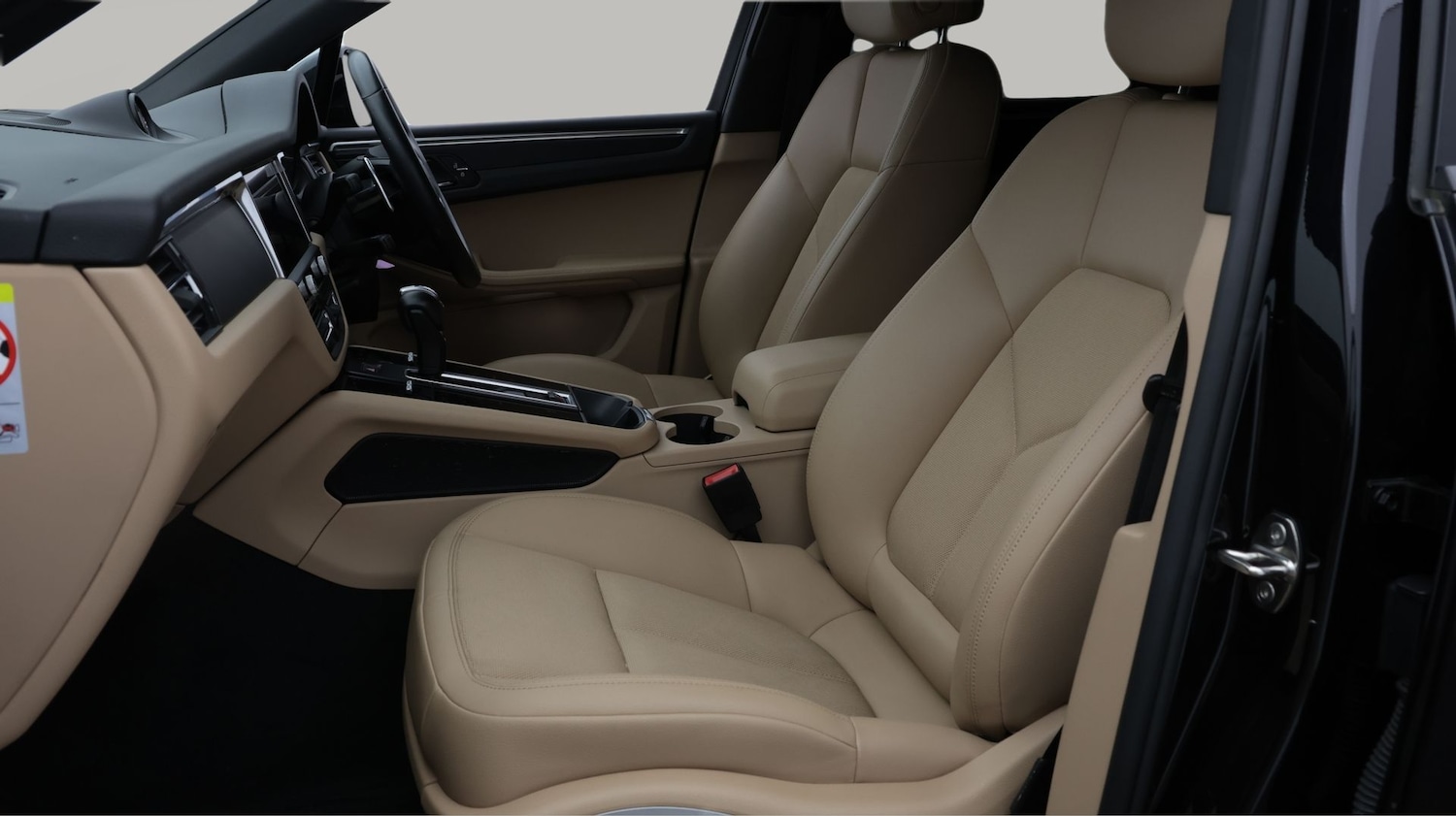 Used Porsche Macan 2023 for sale - 77891719: Photo 14