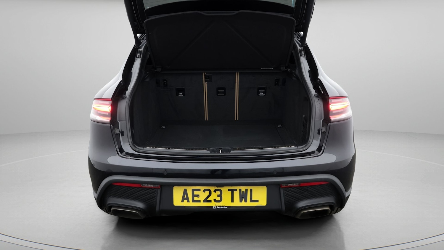 Used Porsche Macan 2023 for sale - 77891719: Photo 17