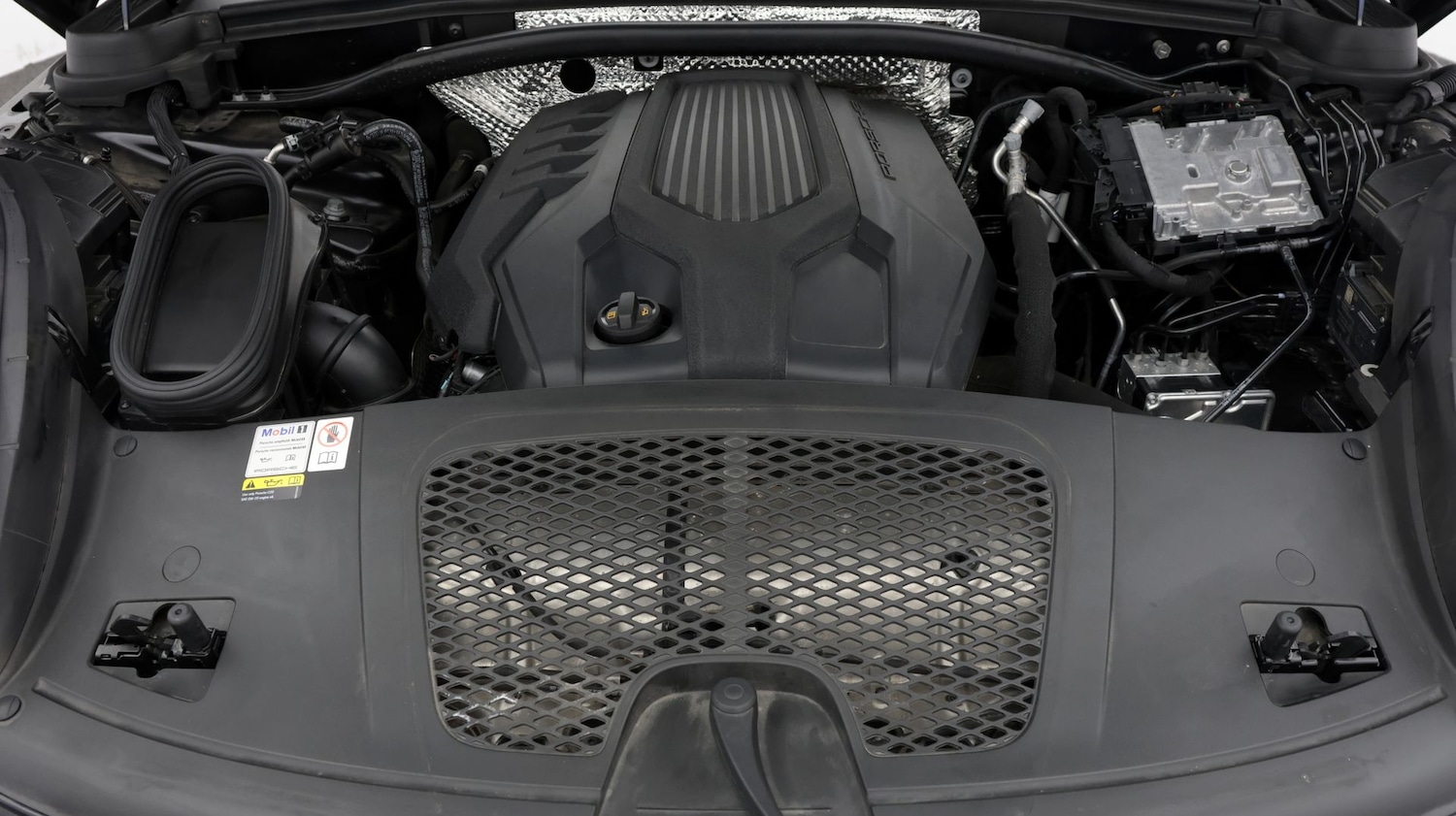 Used Porsche Macan 2023 for sale - 77891719: Photo 23