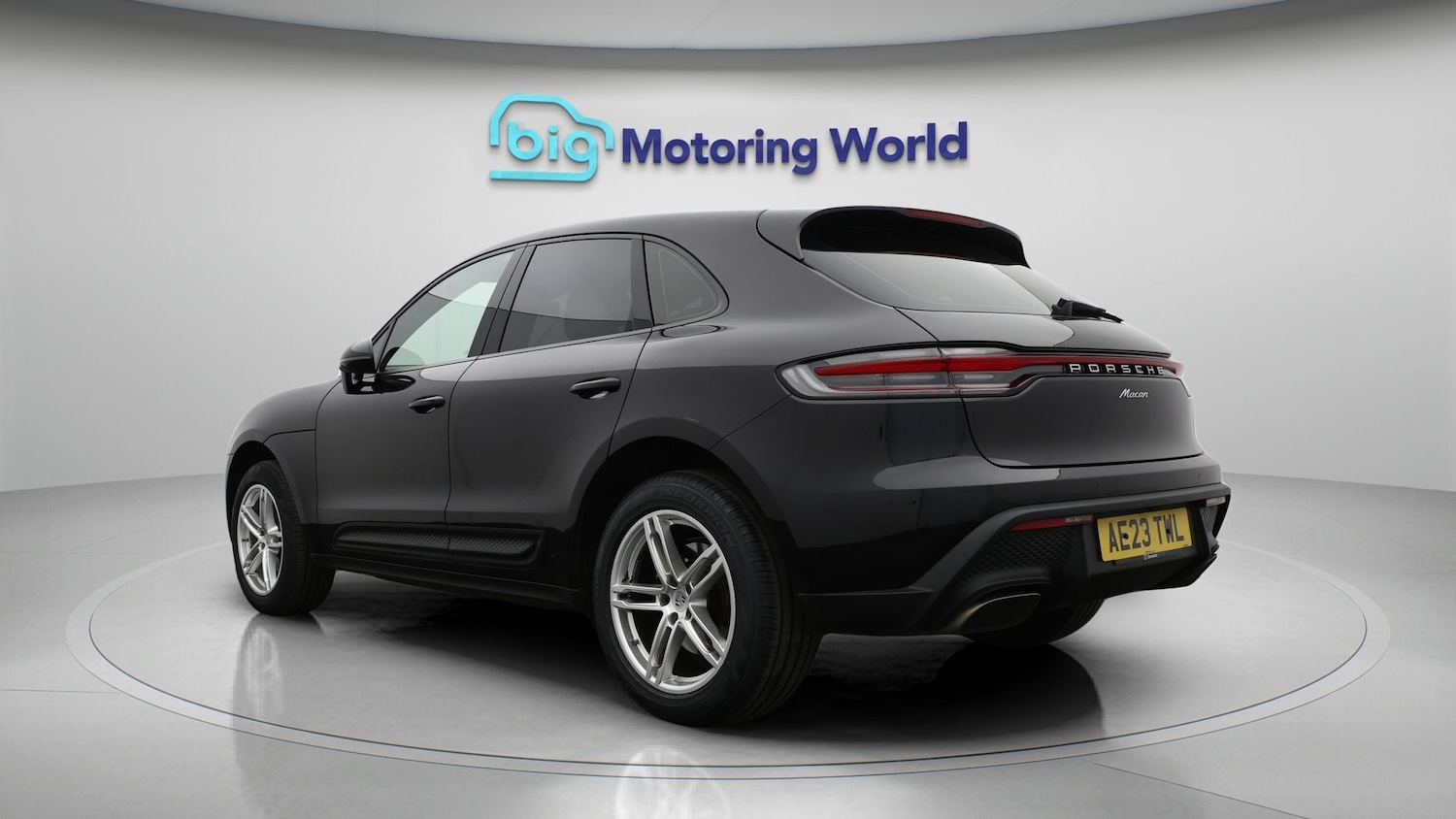 Used Porsche Macan 2023 for sale - 77891719: Photo 5