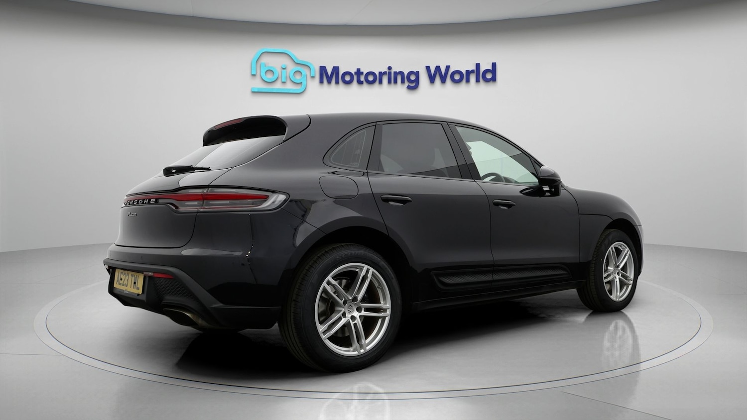 Used Porsche Macan 2023 for sale - 77891719: Photo 7