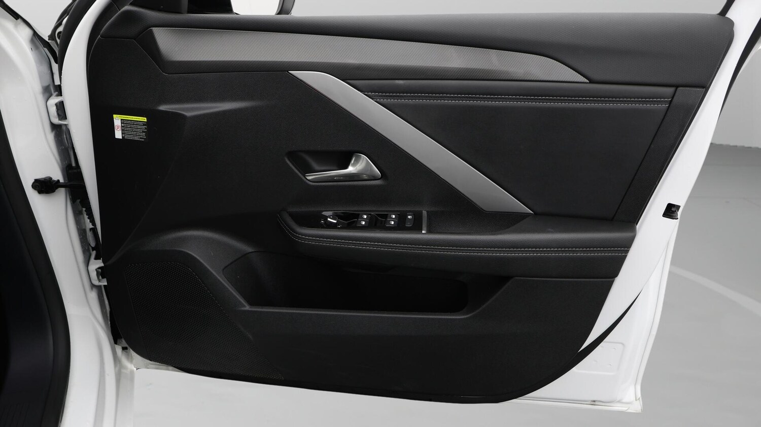 Used Vauxhall Astra 2024 for sale - 76561340: Photo 16