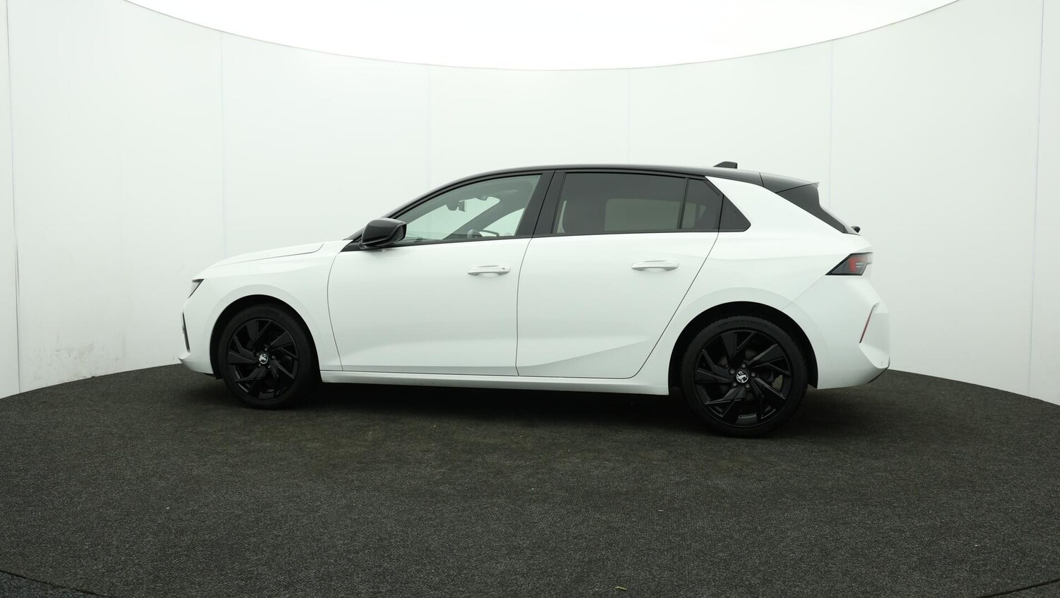 Used Vauxhall Astra 2024 for sale - 76561340: Photo 75
