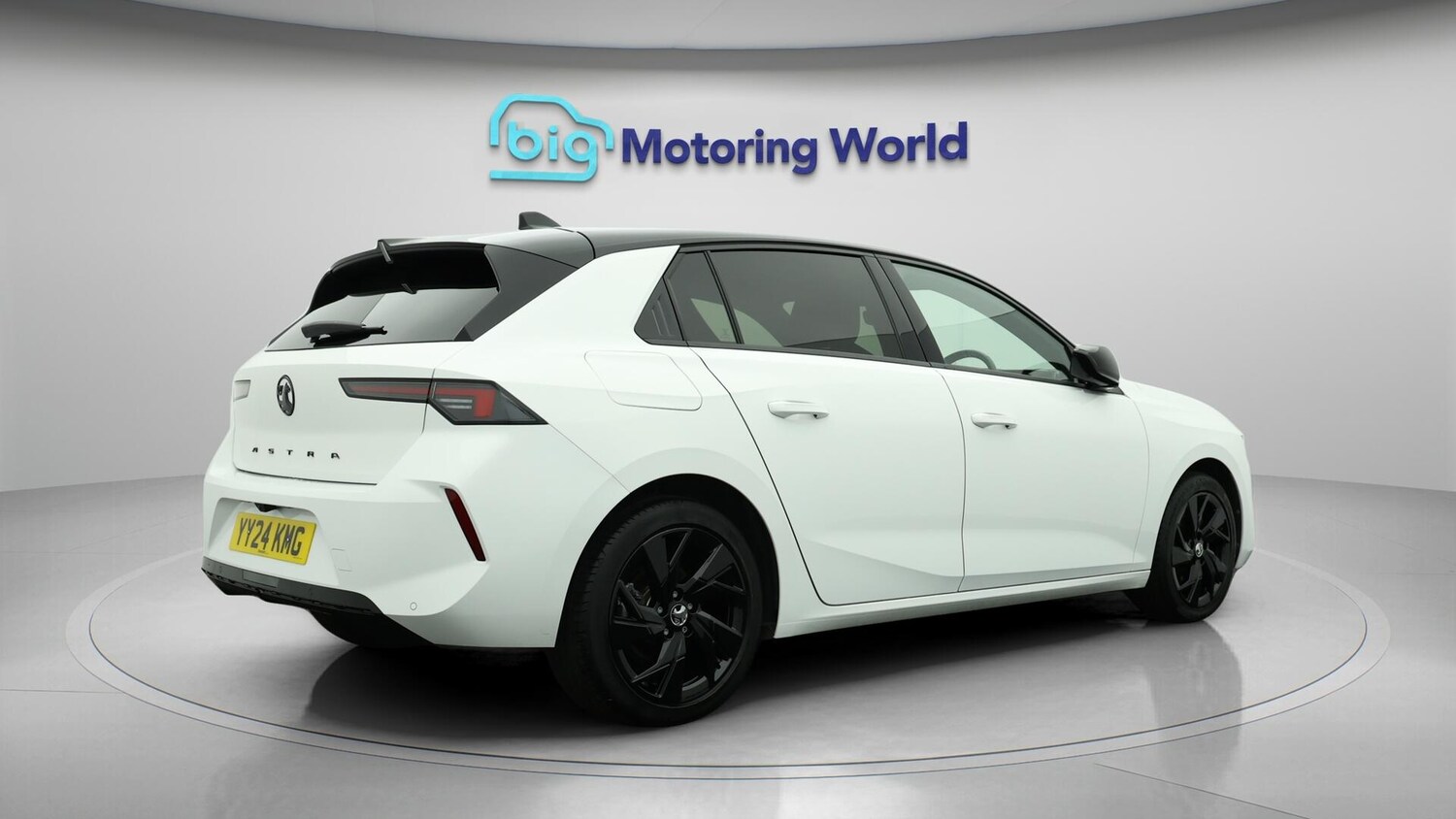 Used Vauxhall Astra 2024 for sale - 76561340: Photo 8