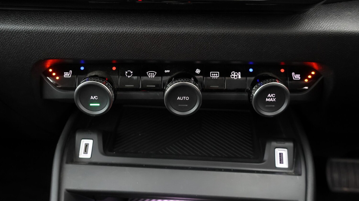 Used Citroen C4 2022 for sale - 77438018: Photo 12