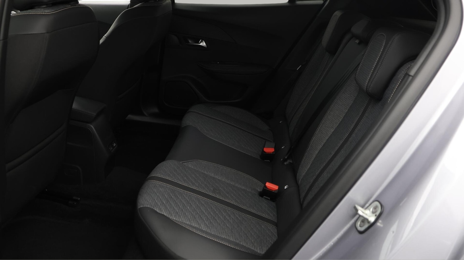Used Peugeot 2008 2024 for sale - 76121487: Photo 17