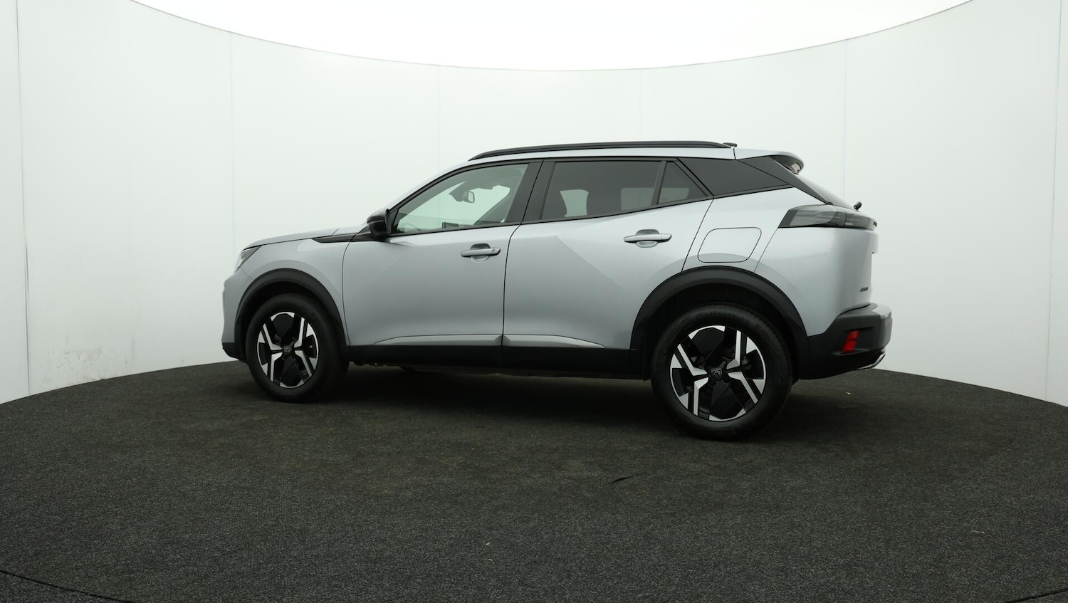 Used Peugeot 2008 2024 for sale - 76121487: Photo 76