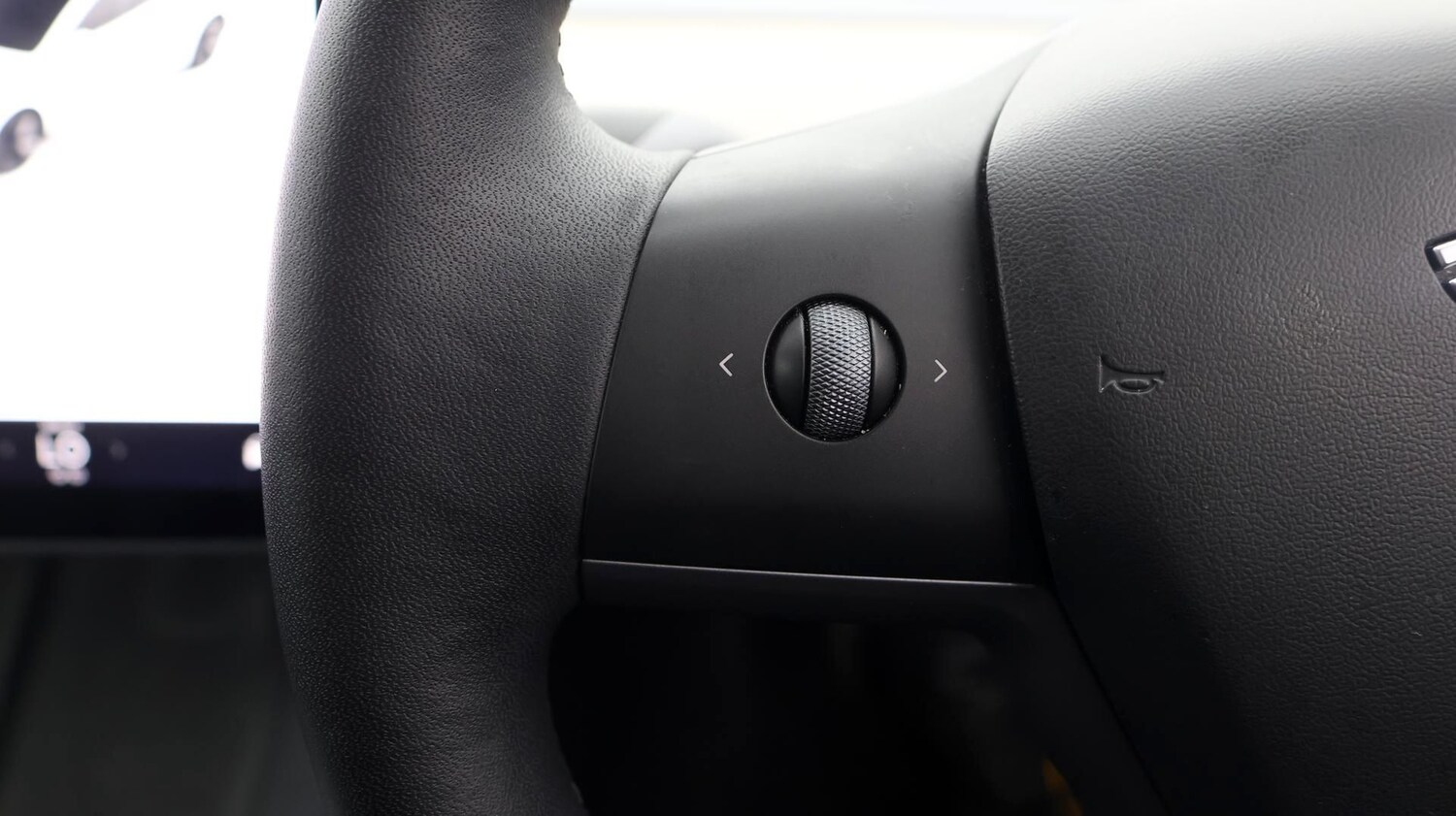 Used Tesla Model 3 2022 for sale - 77329344: Photo 22