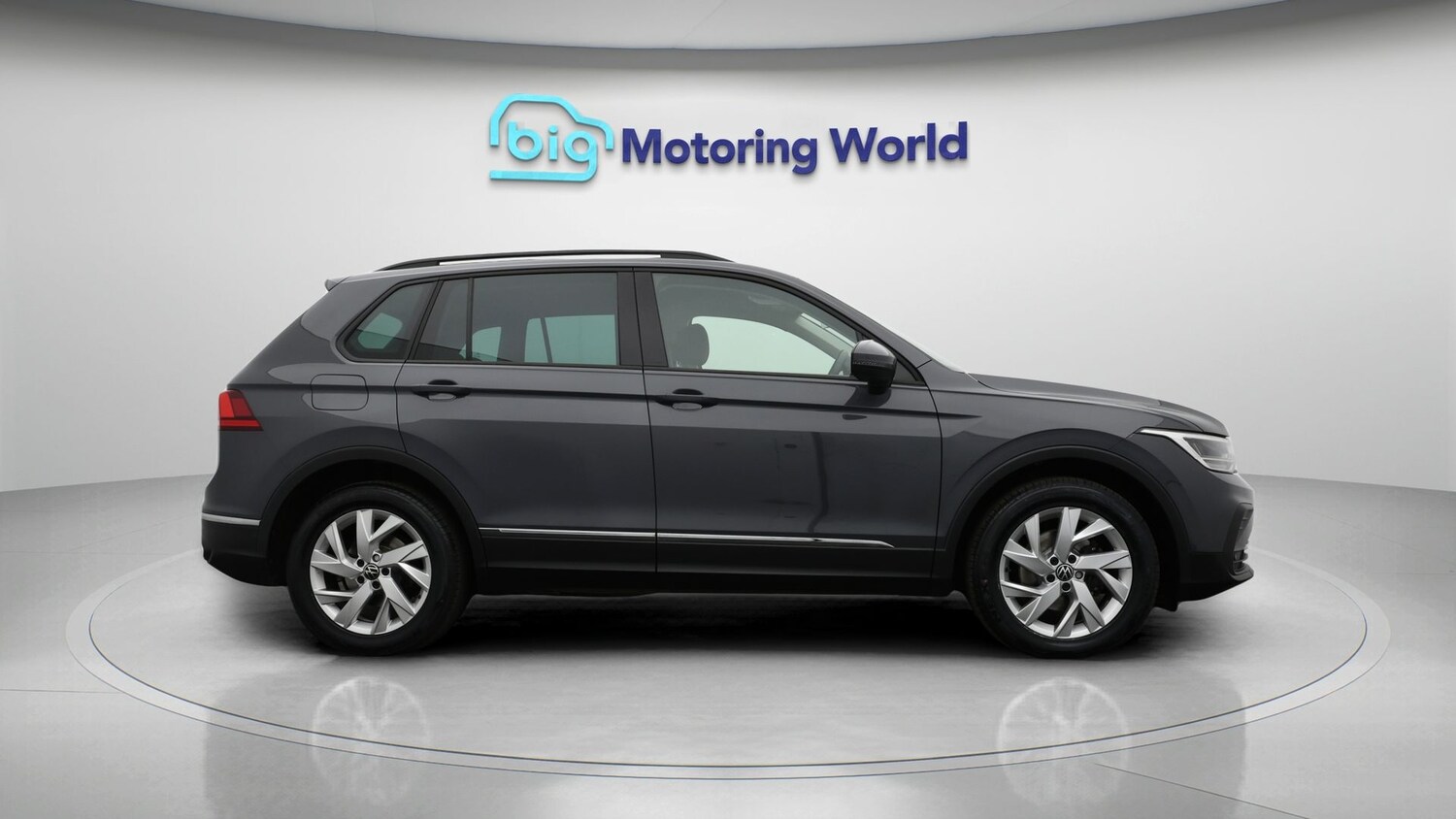 Used Volkswagen Tiguan 2022 for sale - 77825369: Photo 8
