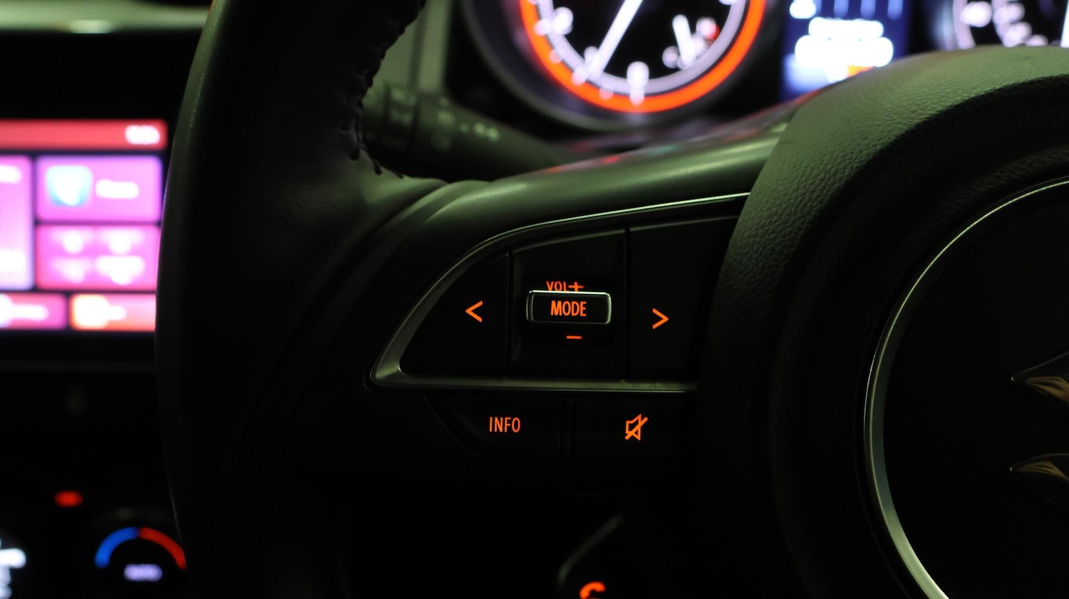 Used Suzuki Swift 2023 for sale - 76667485: Photo 23