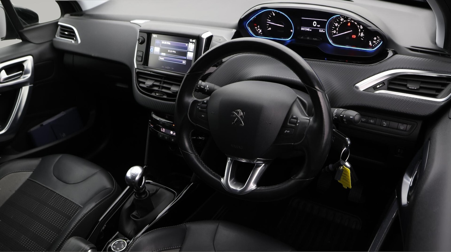 Used Peugeot 2008 2017 for sale - 76585025: Photo 10