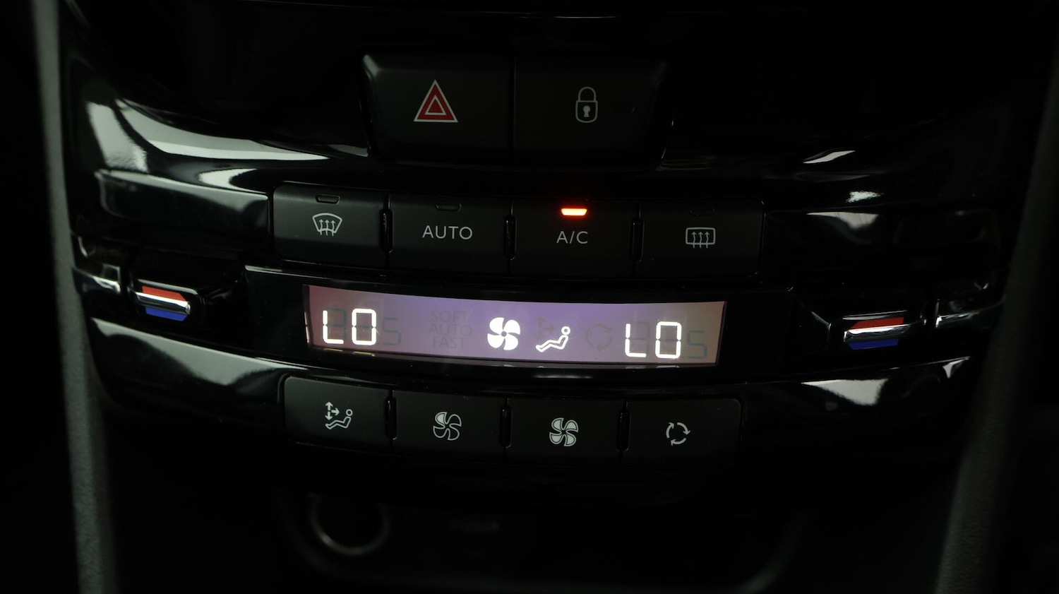 Used Peugeot 2008 2017 for sale - 76585025: Photo 13