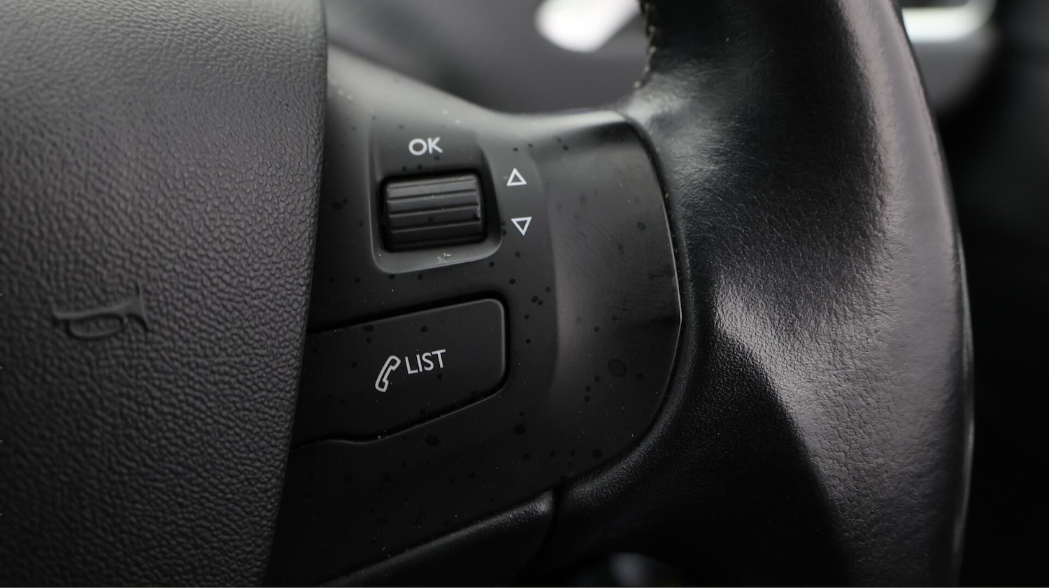 Used Peugeot 2008 2017 for sale - 76585025: Photo 25