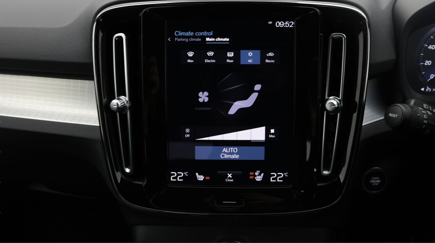 Used Volvo XC40 2022 for sale - 78183121: Photo 12