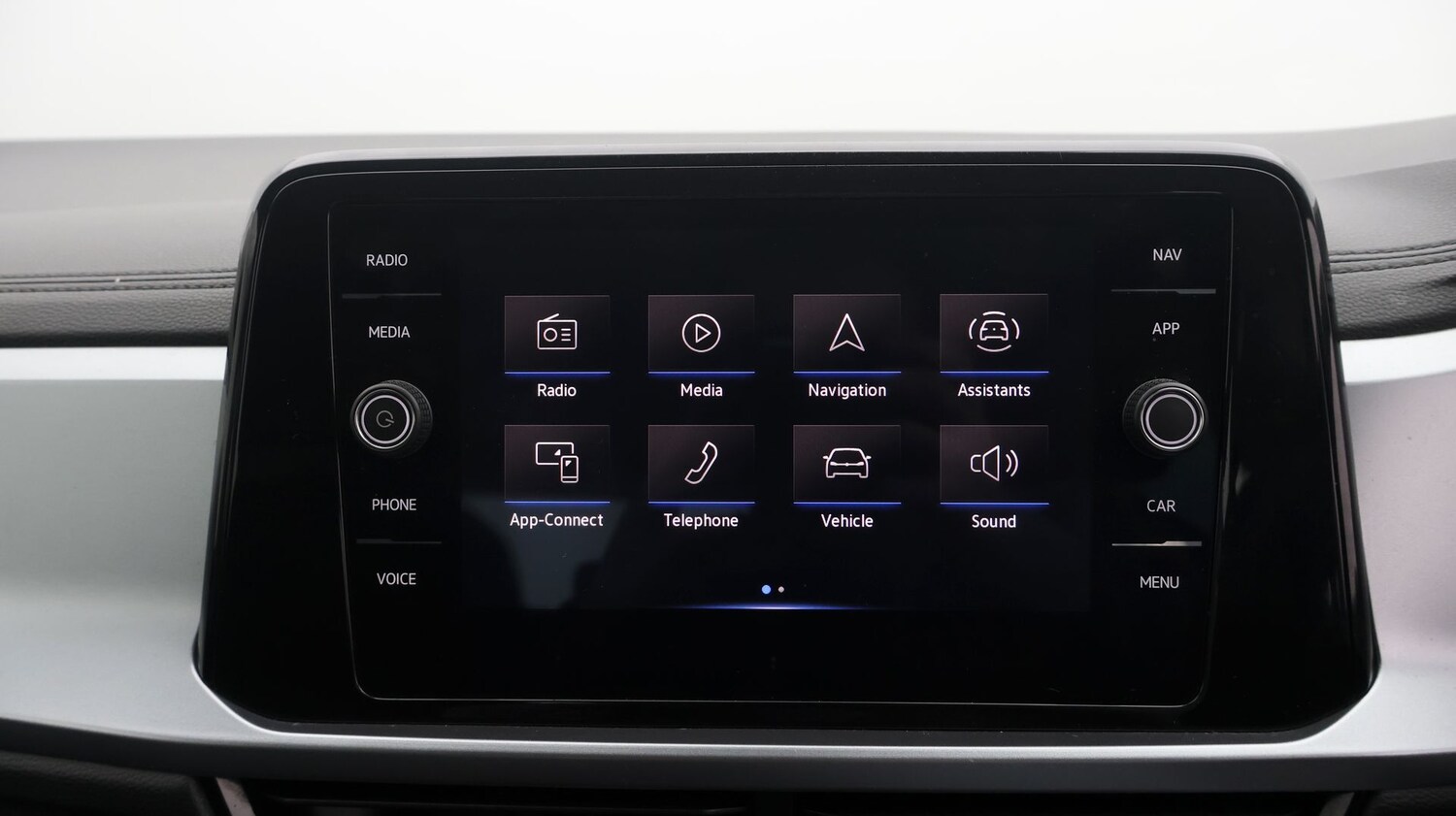 Used Volkswagen T-Roc for sale - 77336882: Photo 11