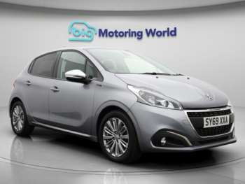 2019 (69) - 1.2 PureTech Signature Hatchback 5dr Petrol Manual Euro 6 (s/s) (82 ps)
