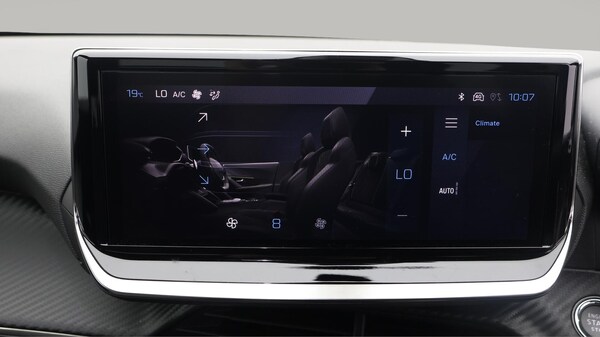 Used Peugeot 2008 2024 for sale - 75657282: Photo 17