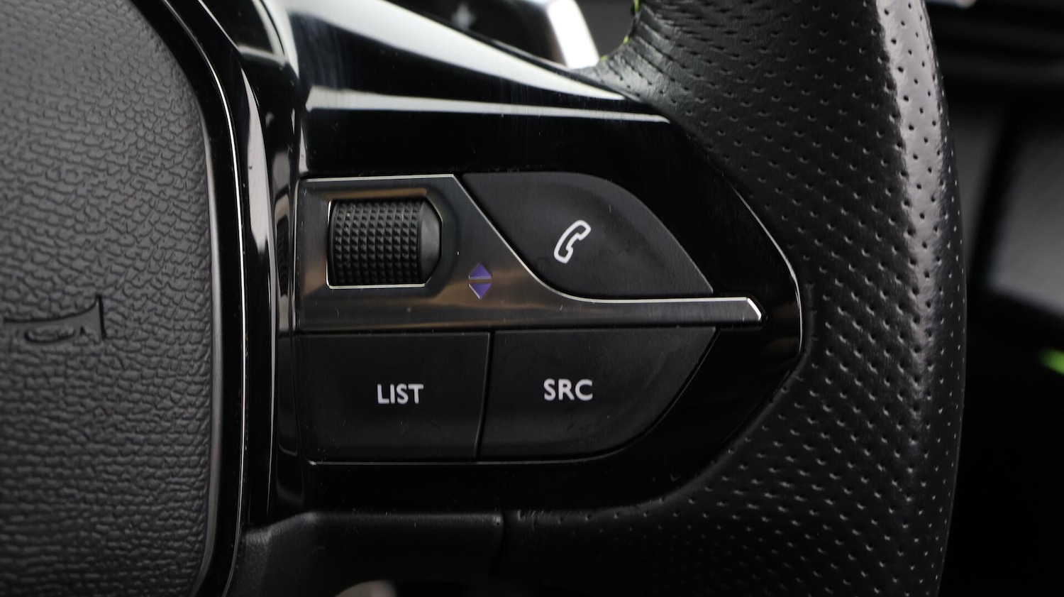 Used Peugeot 2008 2023 for sale - 76645623: Photo 25