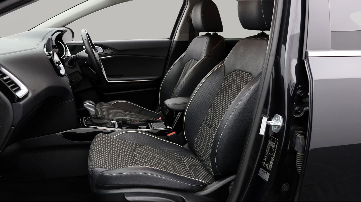 Used Kia XCeed 2022 for sale - 77371044: Photo 14