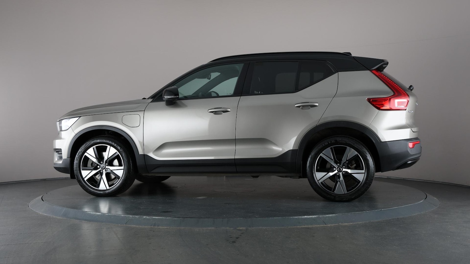 Used Volvo XC40 2022 for sale - 76099169: Photo 42