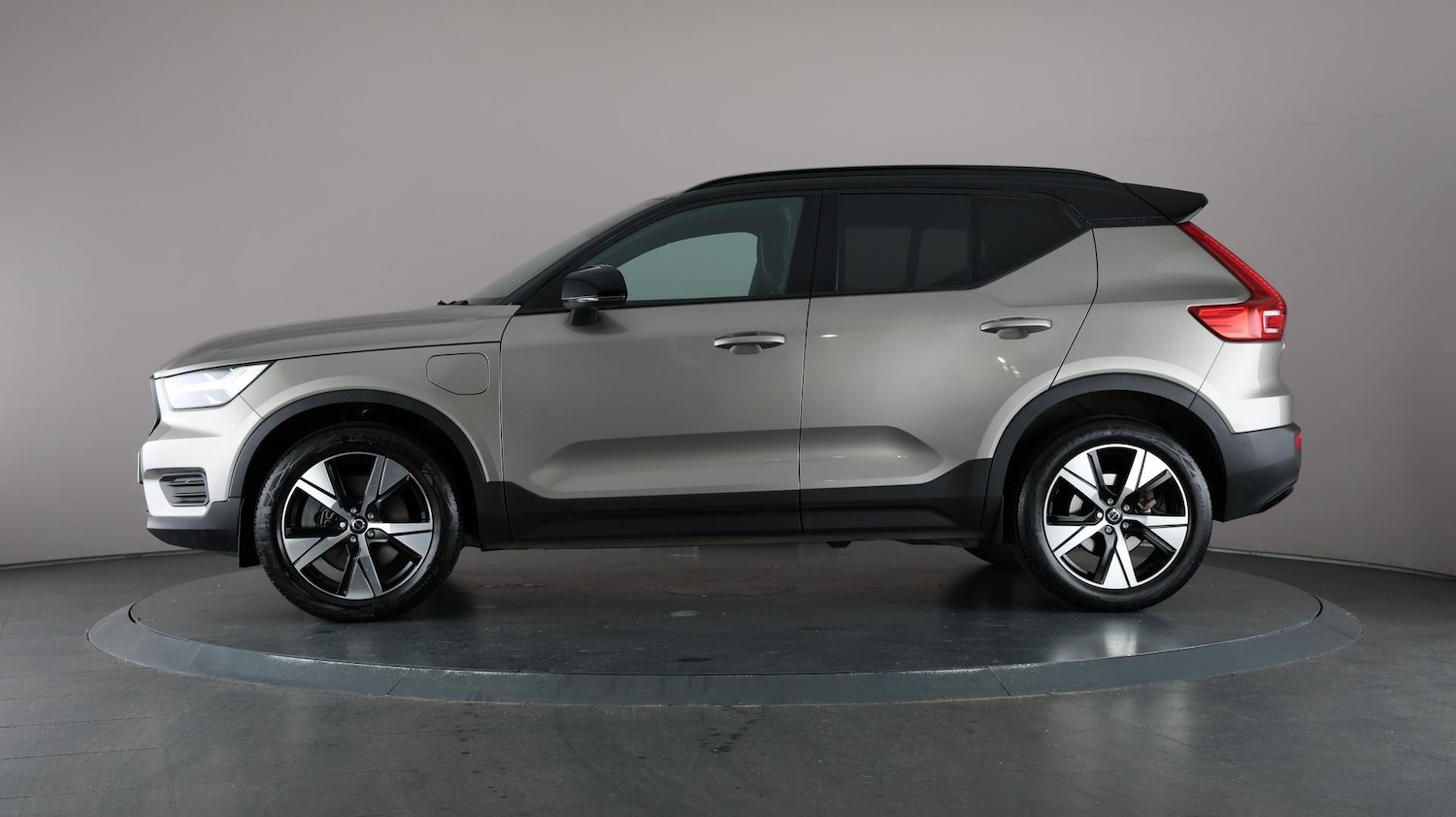 Used Volvo XC40 2022 for sale - 76099169: Photo 44