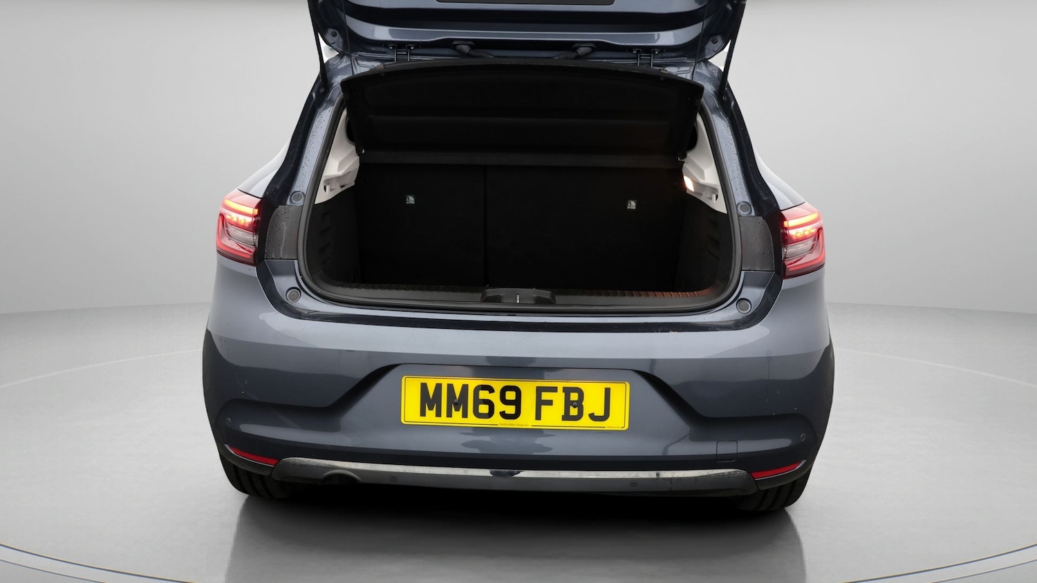 Used Renault Clio 2019 for sale - 77610215: Photo 17