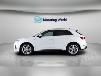Used Audi Q3 2021 for sale - 77665489: Photo