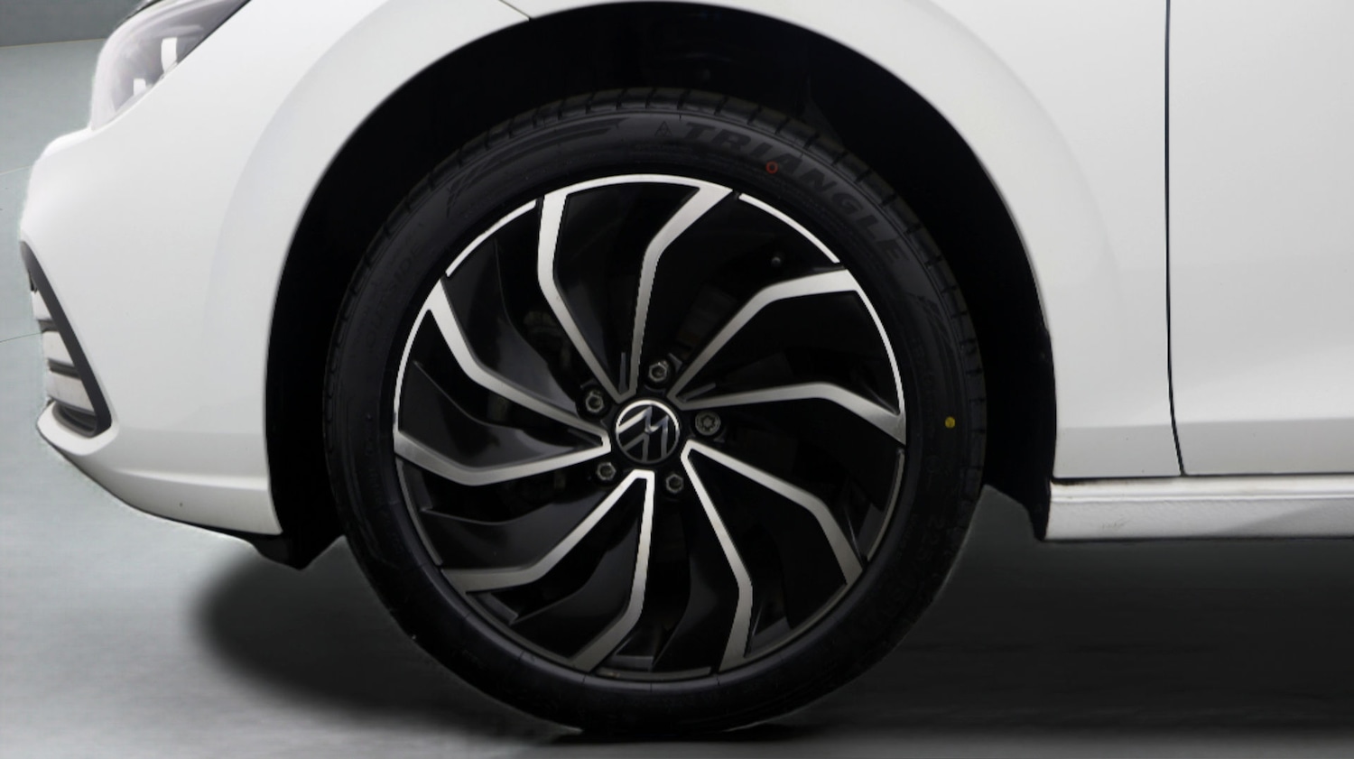 Used Volkswagen Golf 2023 for sale - 77721023: Photo 18